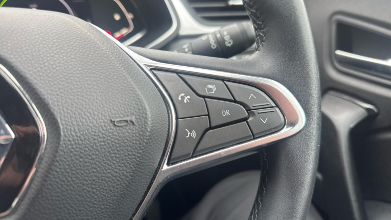 Renault Captur 1.6 E-TECH Hybrid 145 Iconic Edition 5dr Auto Hybrid Hatchback